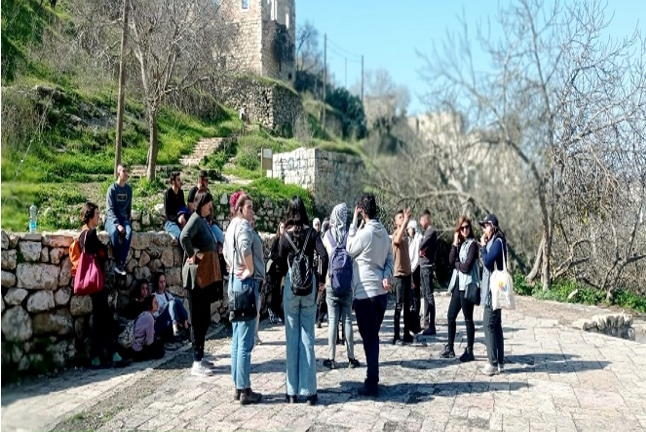 Tour in Lifta 
